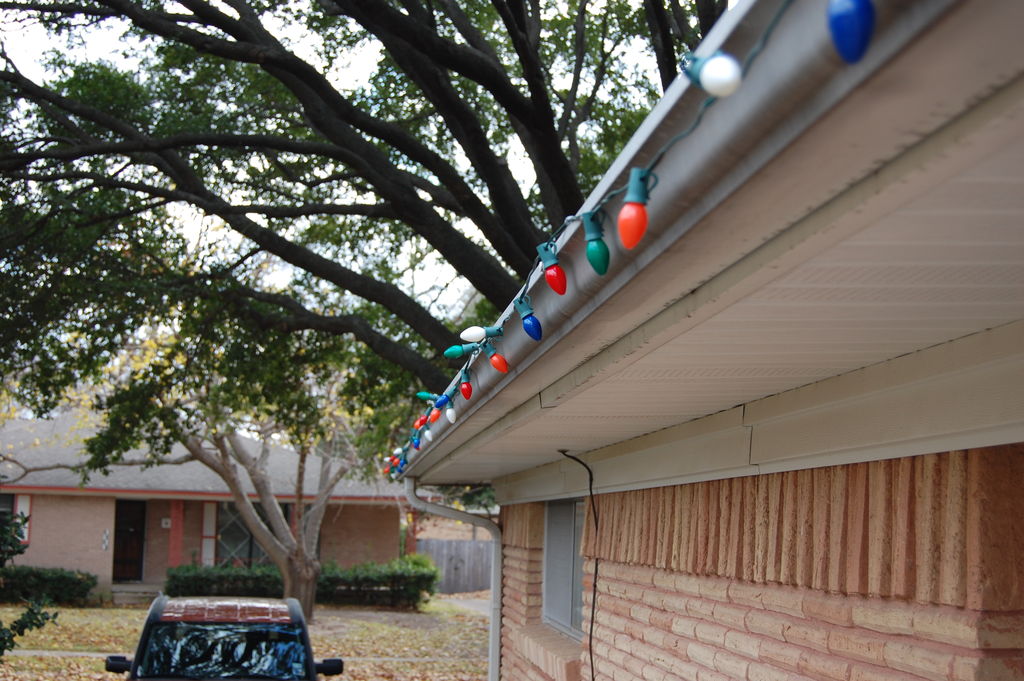 xmas ligths on gutters